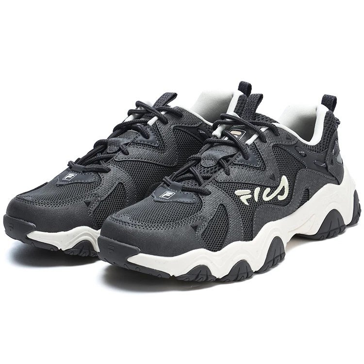 4 Sportschuhe „Schwarz“