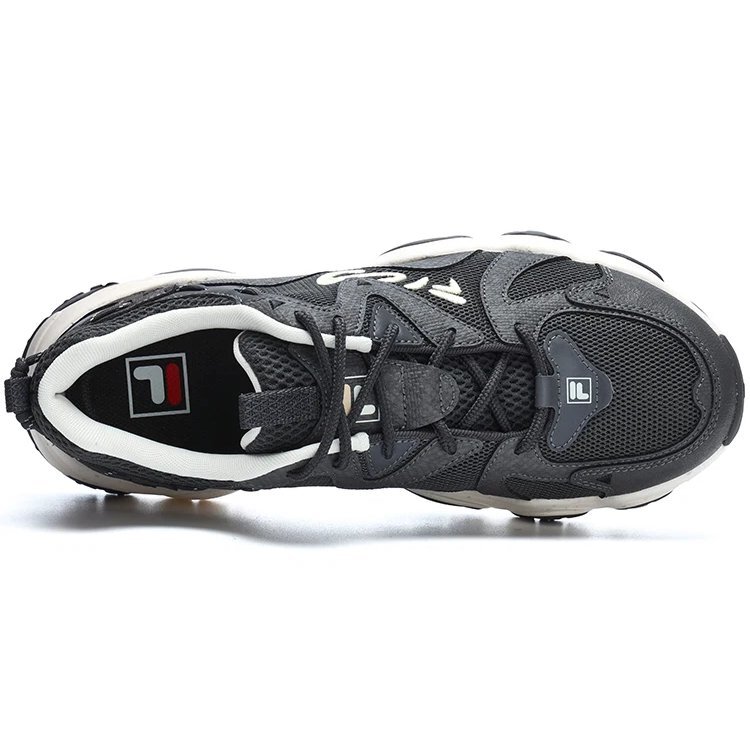 4 Sportschuhe „Schwarz“