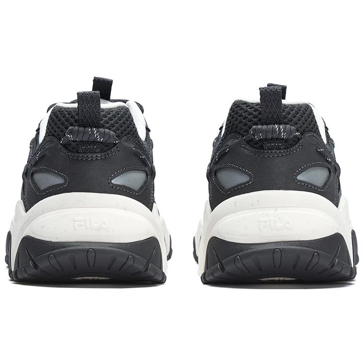 4 Sportschuhe „Schwarz“