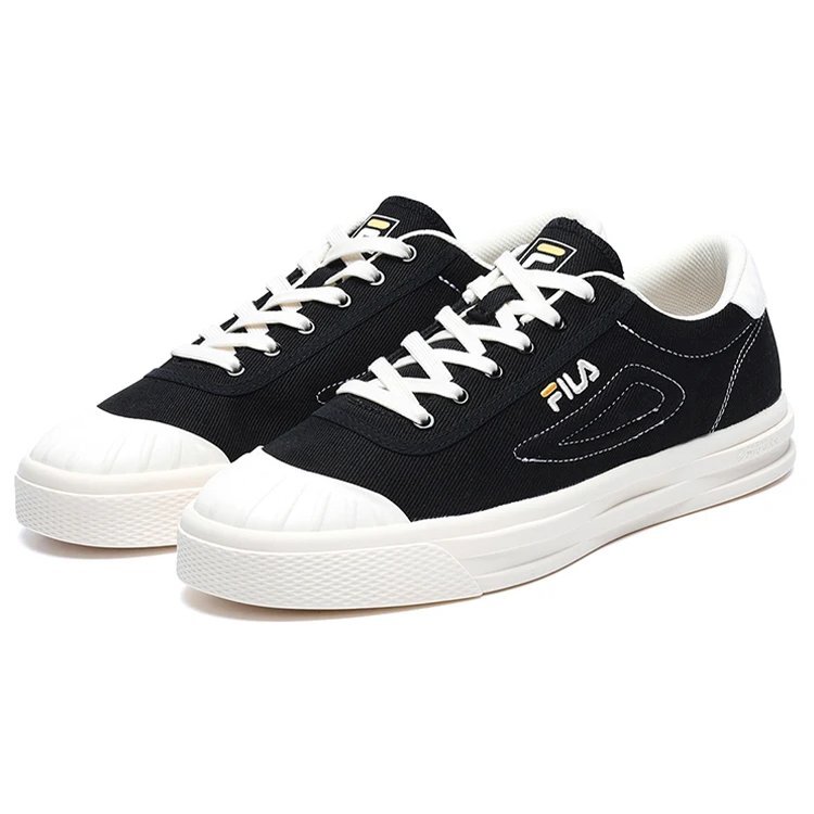 „Core Black White“