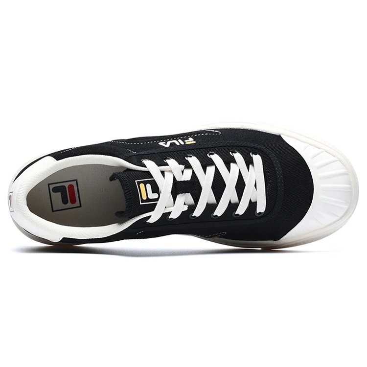 „Core Black White“