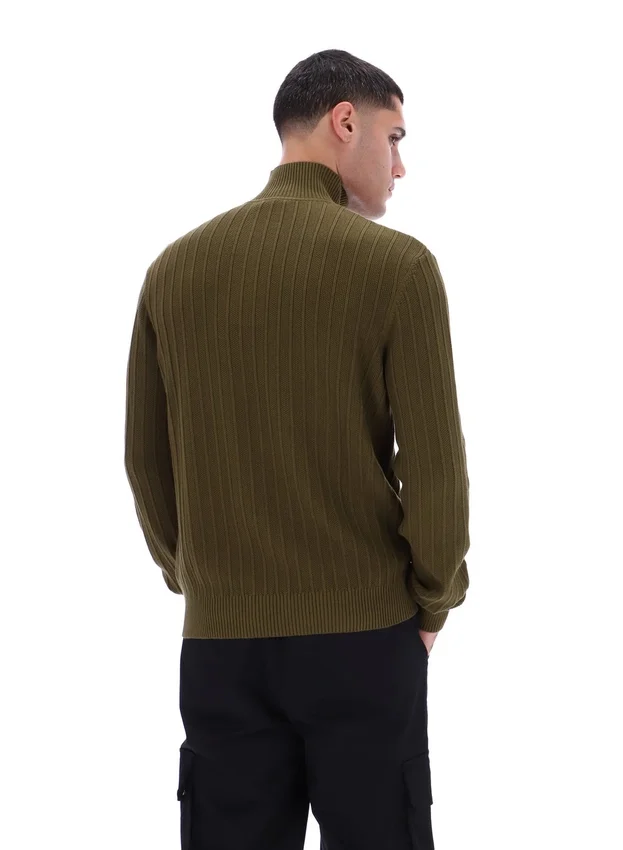 Dunkelolivfarbener Stevie-Pullover mit 1/4-Reißverschluss, Stehkragen und strukturiertem Strick