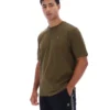Dunkelolivfarbenes Yaxley 3 Premium-T-Shirt