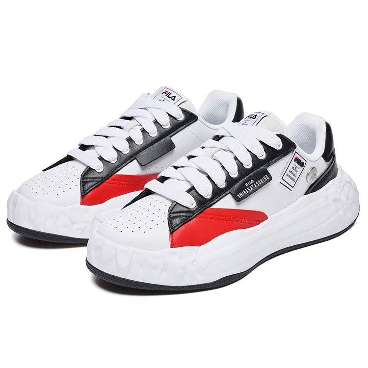 Fila x Mihara Yasuhiro Sneaker „Weiß Schwarz Rot“
