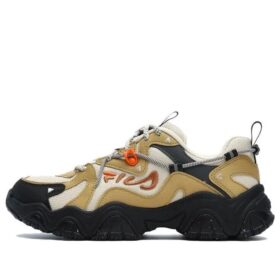 Fluid 4 Low-Schuhe „Tan White Black“