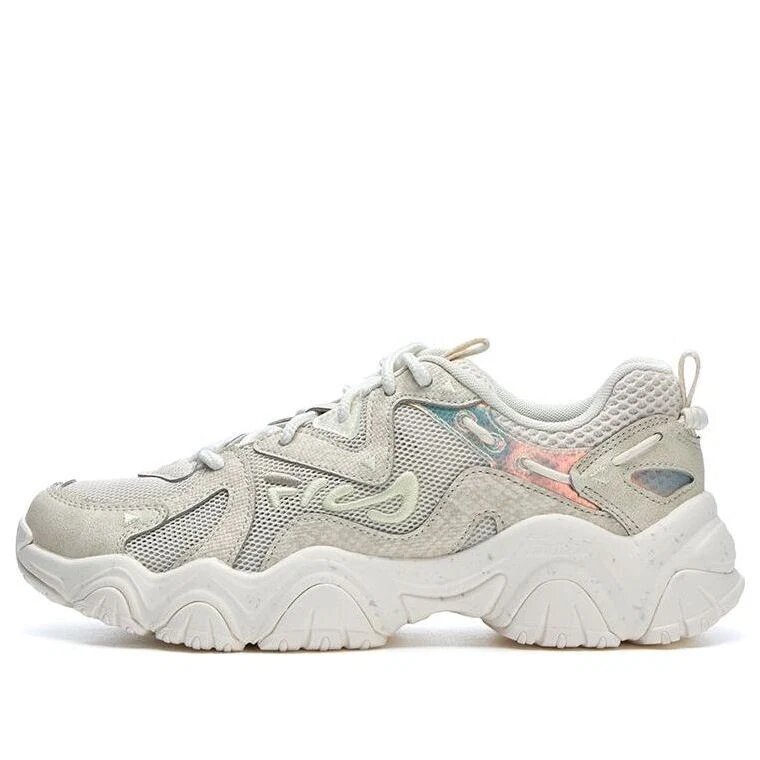 Fluid 4 Sneaker „Beige-Weiß“