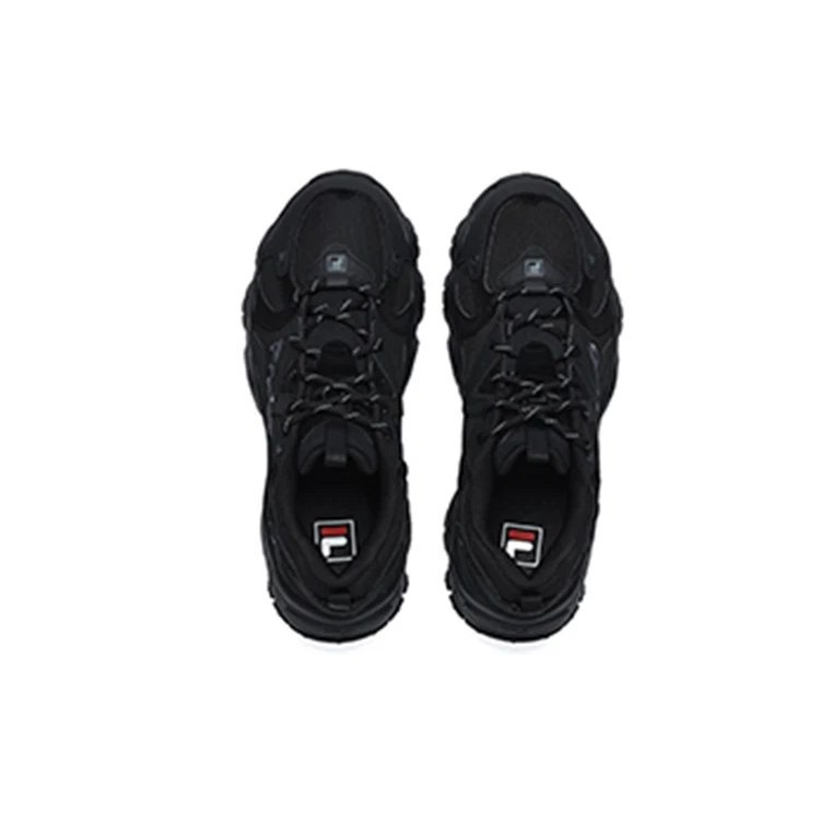 Fluid 4 Sneaker „Core Black“