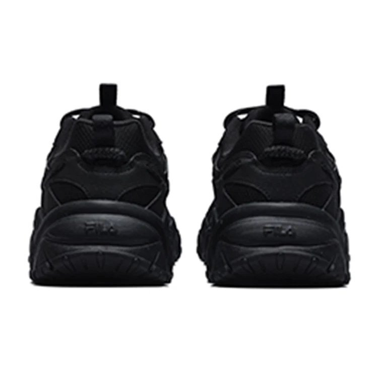Fluid 4 Sneaker „Core Black“