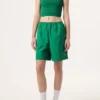 Grüne Fila x Hailey Crinkle-Shorts