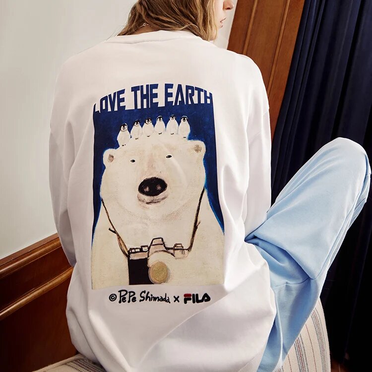 Herren-Pullover von Fila x Pepe Shimada im Crossover-Cartoon-Print mit Rundhalsausschnitt, weiß