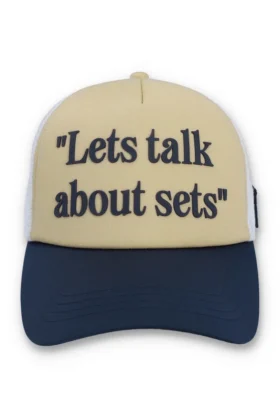 Klassische beige Addie Slogan Neopren-Kappe mit Mesh-Rückseite