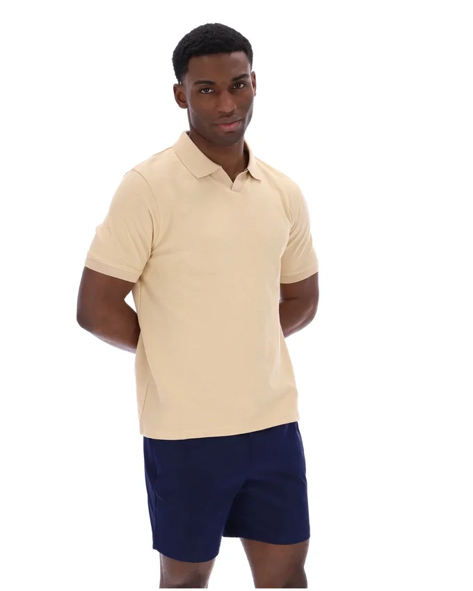 Klassisches beiges Tristiano-Polo mit Struktur