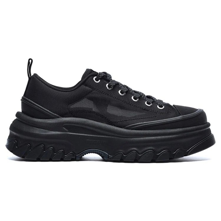 Lava „Triple Black“
