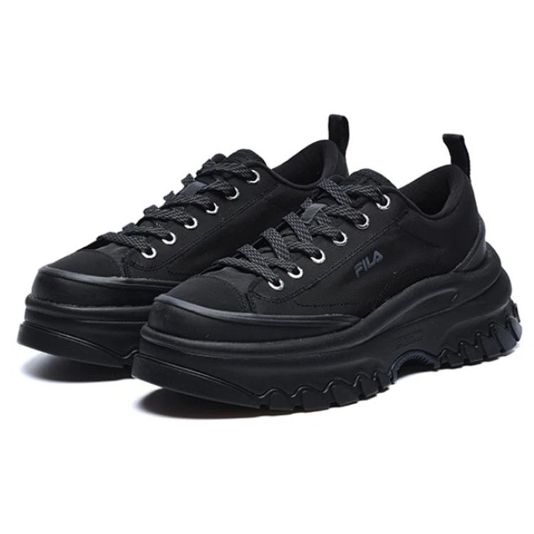 Lava „Triple Black“
