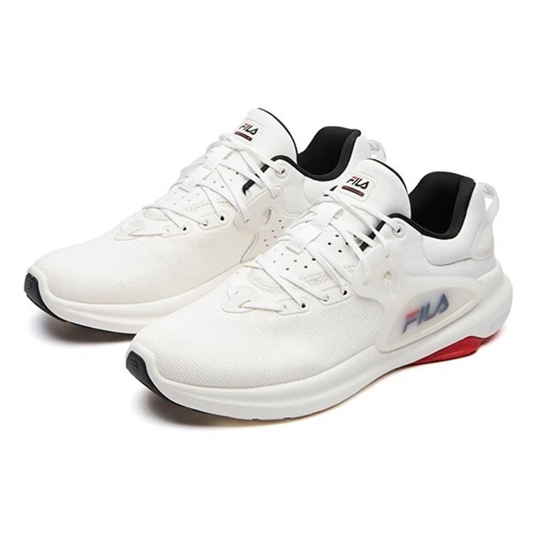 Low-Top „Triple White“