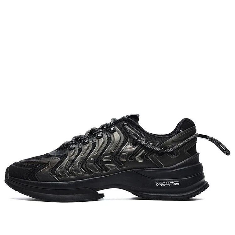 Luce Sneaker „Core Black“