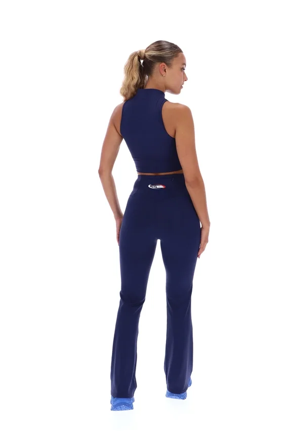 Marineblaues Fila x TALA SKINLUXE Crop-Top mit Reißverschluss