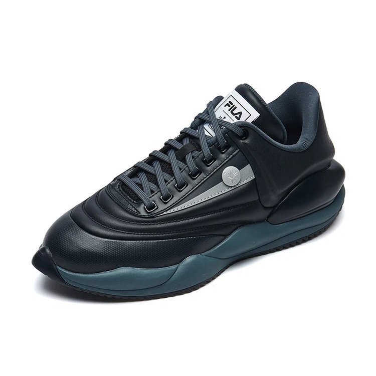 Mihara x Fila FM-6 Low-Top-Sneaker Schwarz