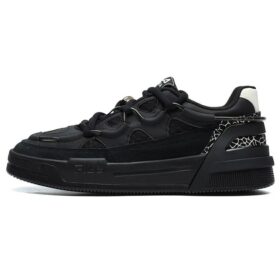 Salto Low-Top-Schuhe „Black“