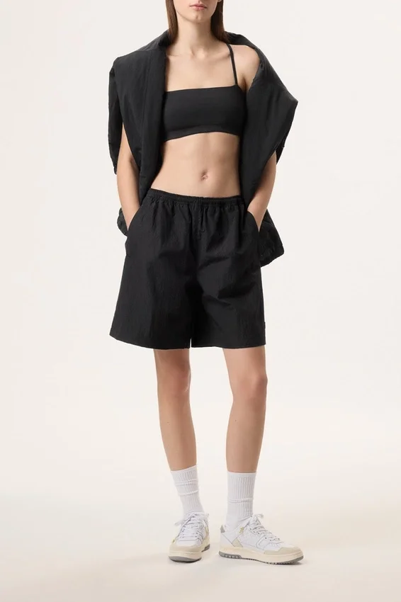 Schwarze Fila x Hailey Bieber Crinkle-Shorts