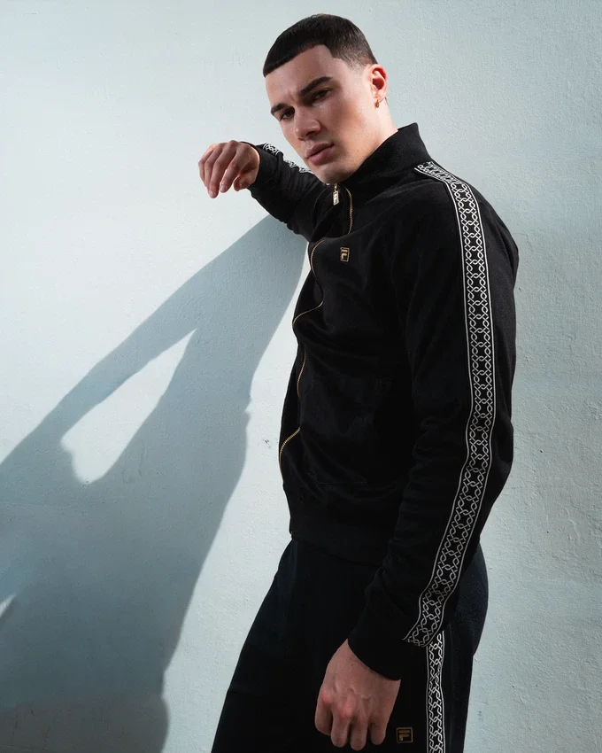 Schwarze „Roman“-Jacke mit durchgehendem Reißverschluss und Banddetails