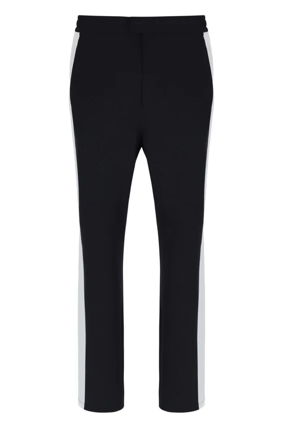 Schwarze, vom Ali-Tennis inspirierte Hose