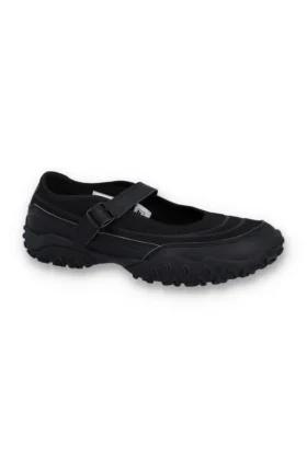 Schwarzer Echappe Athletic Pump