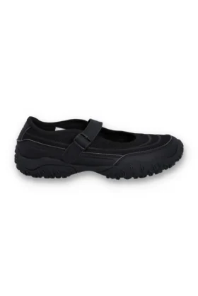 Schwarzer Echappe Athletic Pump