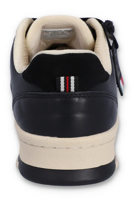 Schwarzer Rissmo Low Basketball-Sneaker