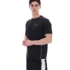 Schwarzes Lawrenze Fitness-inspiriertes T-Shirt