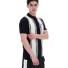 Schwarzes Strick-Polo im Buddy-Bowling-Stil