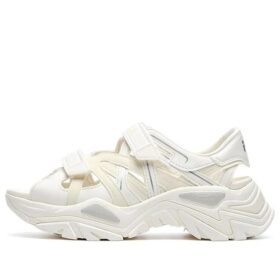 Sofia Sandale „White“
