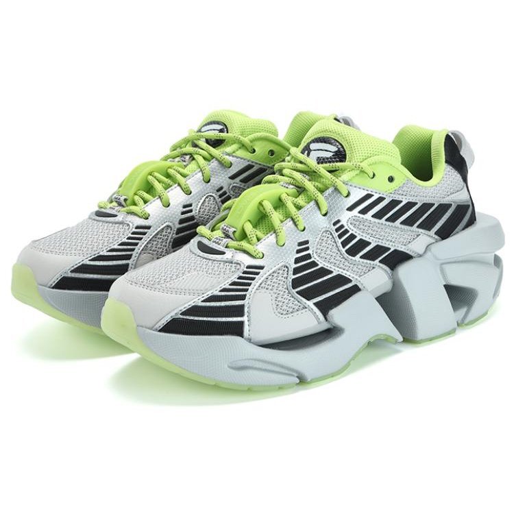 Space Low Sneaker „Silber Schwarz Grün“