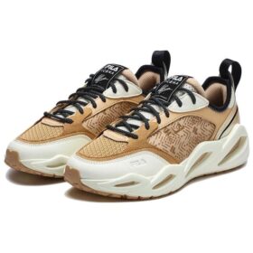 Sportbekleidung Sneaker „Tan White“