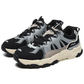 Trek 1s Low Schuhe „Schwarz Silber“