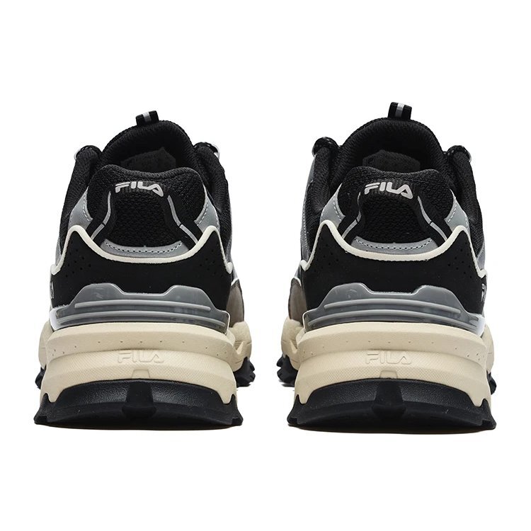 Trek 1s Low Schuhe „Schwarz Silber“