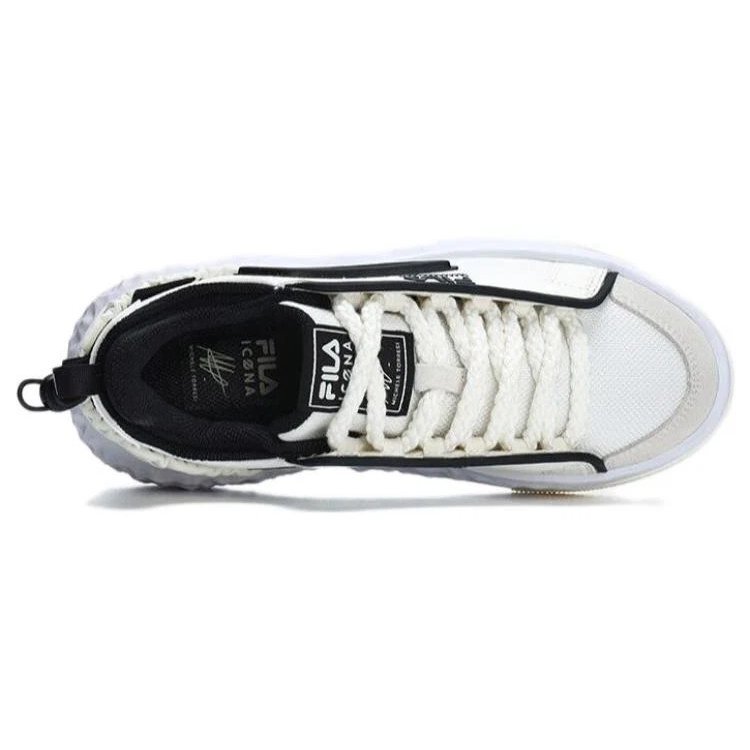 Viva „White Black“